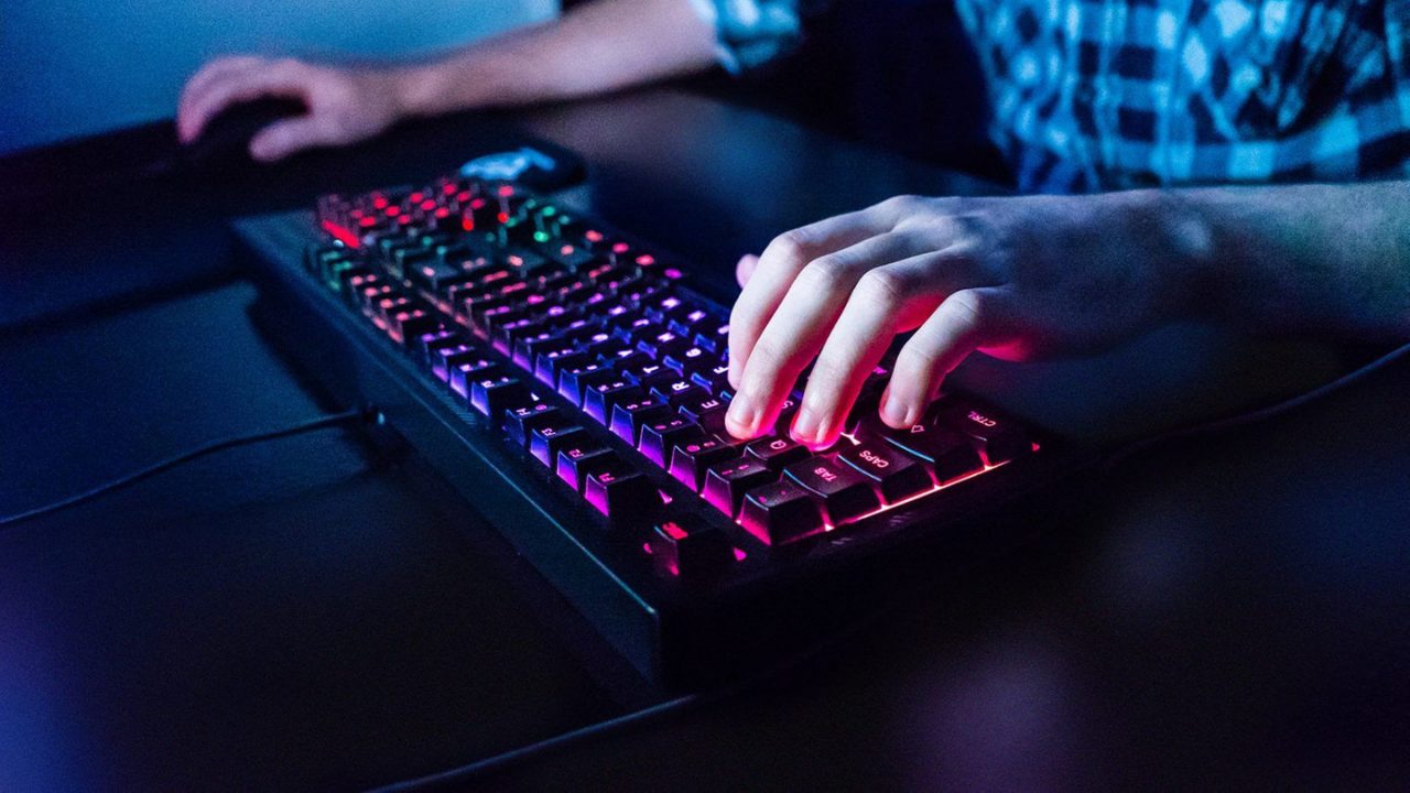 The Top 10 Best Keyboards For League of Legends – Review